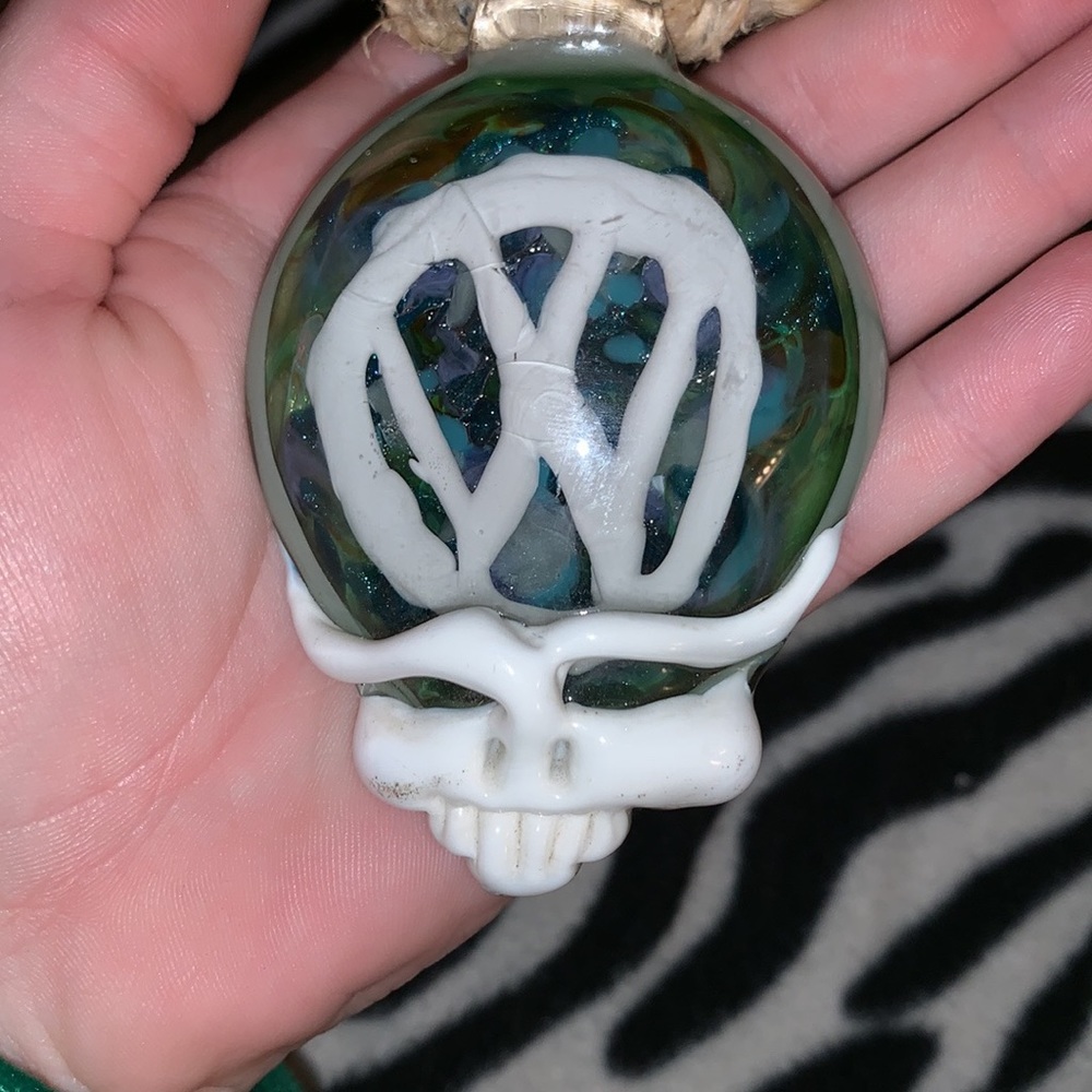 Grateful Dead VW hemp glass necklace pendant - Picture 3 of 3